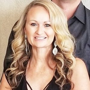 Meet your Posher, Rachelle